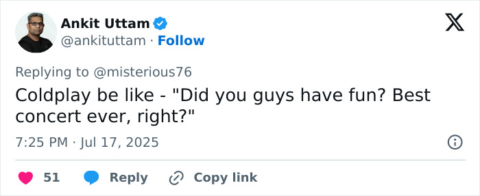 Tweet about Coldplay concert humor, featuring Chris Martin and a viral cheating scandal involving a second couple.