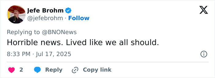 Tweet by Jefe Brohm reacting to news about a daredevil skydiver who passed away mid-air and crashed into a pool. Tweet by Jefe Brohm reacting to news about a daredevil skydiver who passed away mid-air and crashed into a pool.