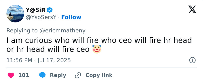 Tweet about a Coldplay fan exposing cheating CEO at concert by filming kiss cam sparks online discussion.