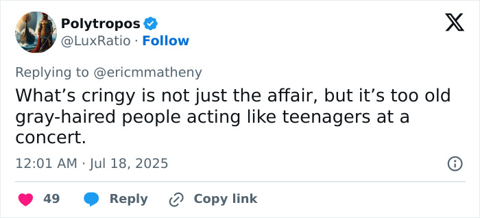 Tweet from Polytropos commenting on an affair and behavior at a concert, mentioning Coldplay fan and kiss cam incident.