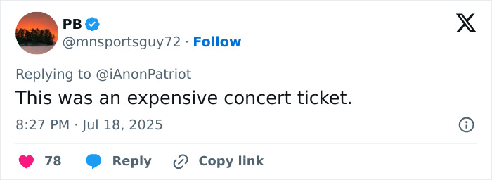 Screenshot of a Twitter reply commenting on the Astronomer CEO Andy Byron kiss cam incident at Coldplay show.