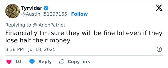 Tweet by user Tyrvidar discussing financial outlook, replying to another user, with timestamp and engagement icons visible.