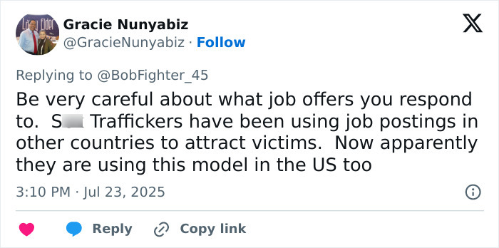Tweet warning about traffickers using job postings to attract victims, highlighting human trafficking awareness and prevention tips. Tweet warning about traffickers using job postings to attract victims, highlighting human trafficking awareness and prevention tips.