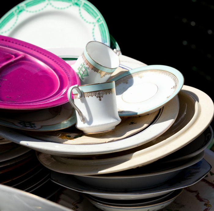 “No One Even Comes To My House”: 50 Oldschool Home Trends Millennials Are Absolutely Over