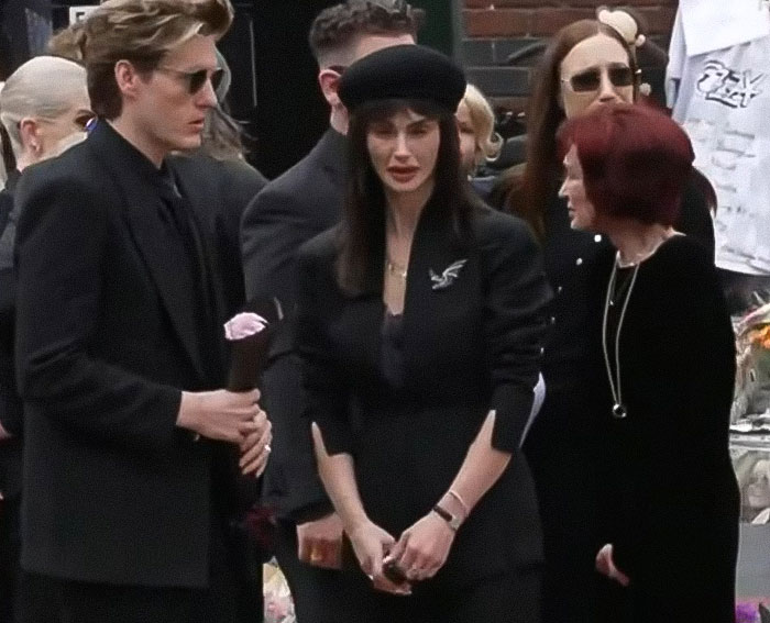 "Didn't Even Know There Was Another Daughter": Ozzy Osbourne's Second Eldest Daughter Stuns "Didn't Even Know There Was Another Daughter": Ozzy Osbourne's Second Eldest Daughter Stuns