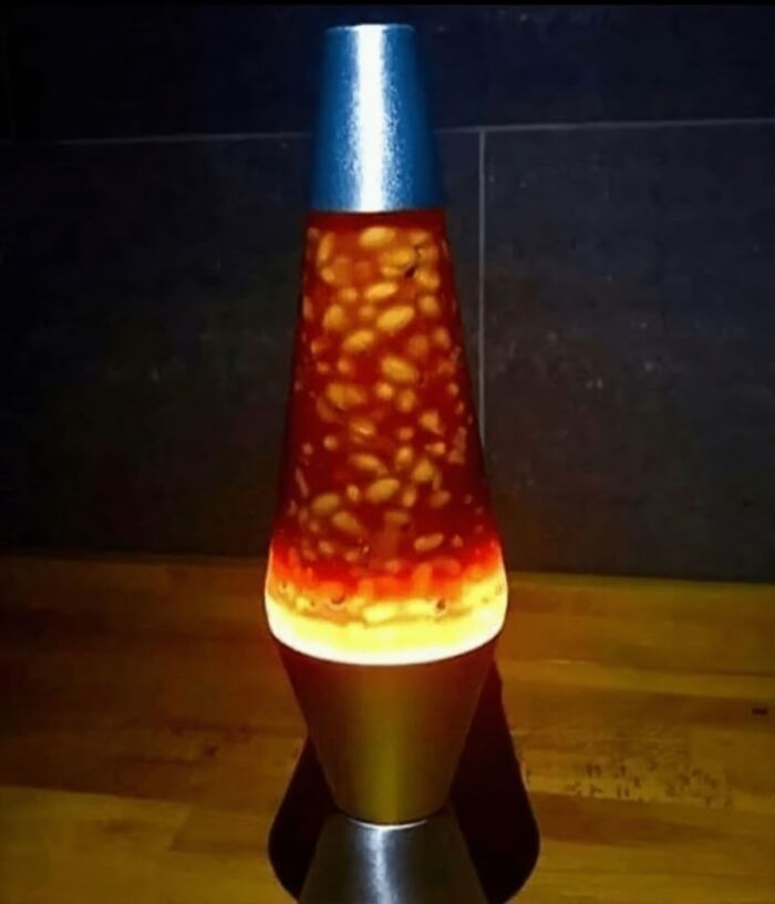 Lava lamp filled with baked beans, an unusual cursed food picture that might make you say eeeeuw.