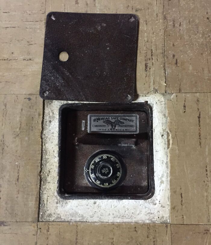 Old home discovery of a vintage Morgan Safe Company floor safe hidden under floorboards.