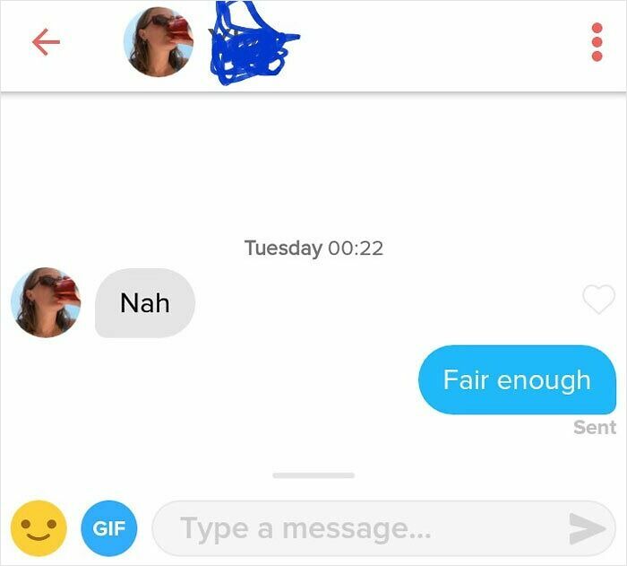 Screenshot of a brutal rejection on a dating app showing a short dismissive reply that leaves the sender baffled.