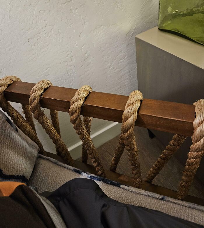 Close-up of a hotel chair with poorly tied rope, showing a hotel mess-up featured in online venting posts.