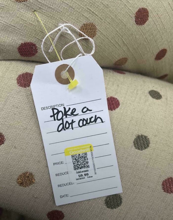 Price tag on a polka dot couch with a typo in the description highlighting common typos that question people's intelligence.