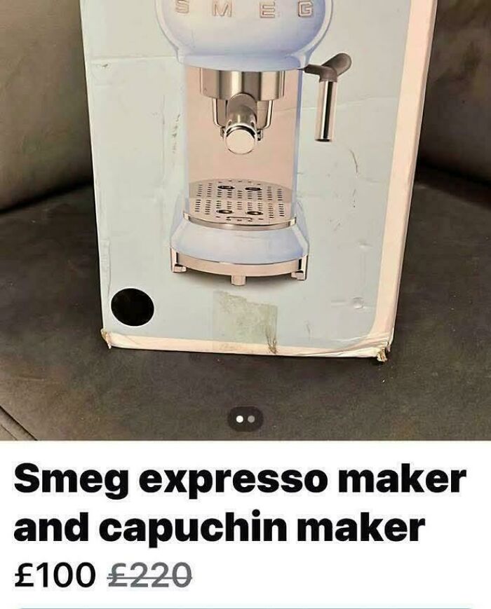 Typo in expresso and capuchin on a product listing for a coffee maker, highlighting common spelling errors.