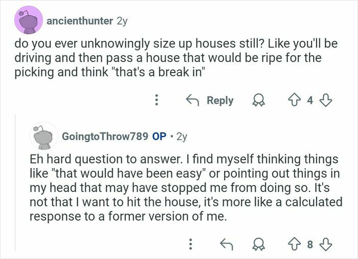 Reddit conversation showing former home burglars discussing their thoughts and experiences in an ask me anything session.