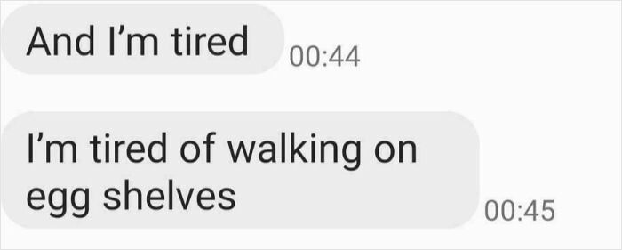 Text message screenshot showing a funny typo confusing egg shelves instead of eggshells, illustrating common typos.