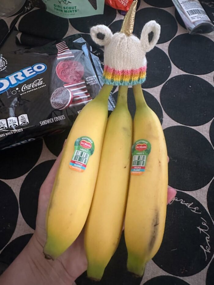 Banana bunch protector in the shape of a unicorn, a weird kitchen invention that somehow just makes sense.