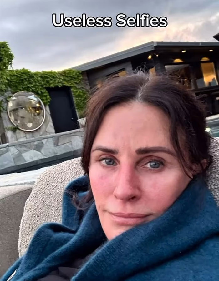 61-Year-Old Courteney Cox Shares Makeup-Free Selfies Amid Private Health Struggle