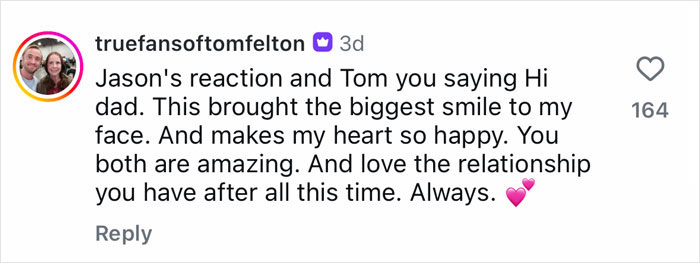 Fan comment praising Harry Potter stars' surprise reunion, highlighting emotional reactions and strong relationships over time.