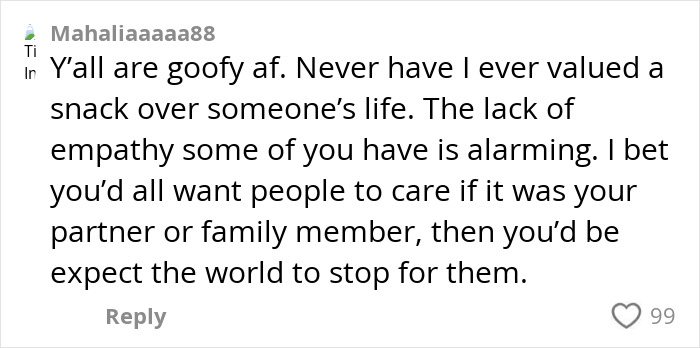 Screenshot of online comment expressing frustration over the passenger’s allergy request announcement on a flight debate. Screenshot of online comment expressing frustration over the passenger’s allergy request announcement on a flight debate.