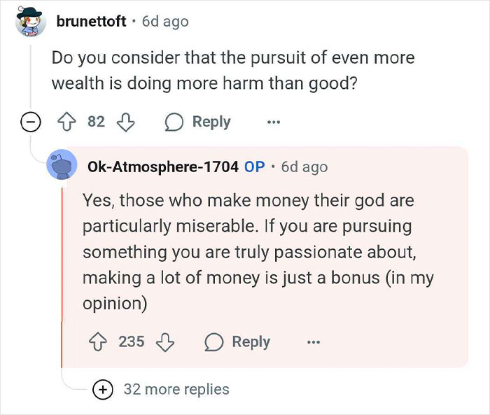 Online discussion about wealth, family pressure, and privilege featuring perspectives on money and life at the top.