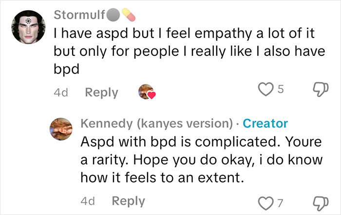 Conversation about sociopath feelings and empathy, discussing ASPD and BPD experiences in a social media comment thread.