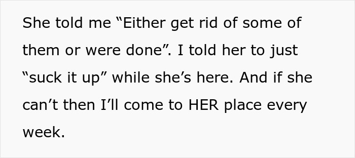 Text showing a guy telling his girlfriend to suck it up about his huge clown collection or he will visit her place weekly. Text showing a guy telling his girlfriend to suck it up about his huge clown collection or he will visit her place weekly.