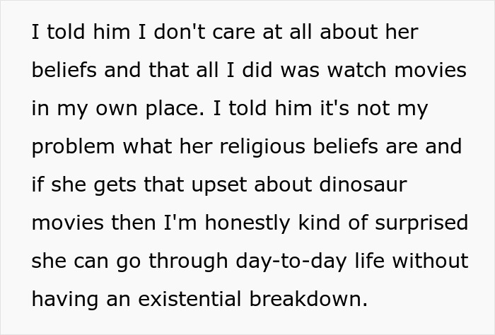 Text excerpt discussing a woman who doesn't believe in dinosaurs and reacts strongly to dinosaur movies.