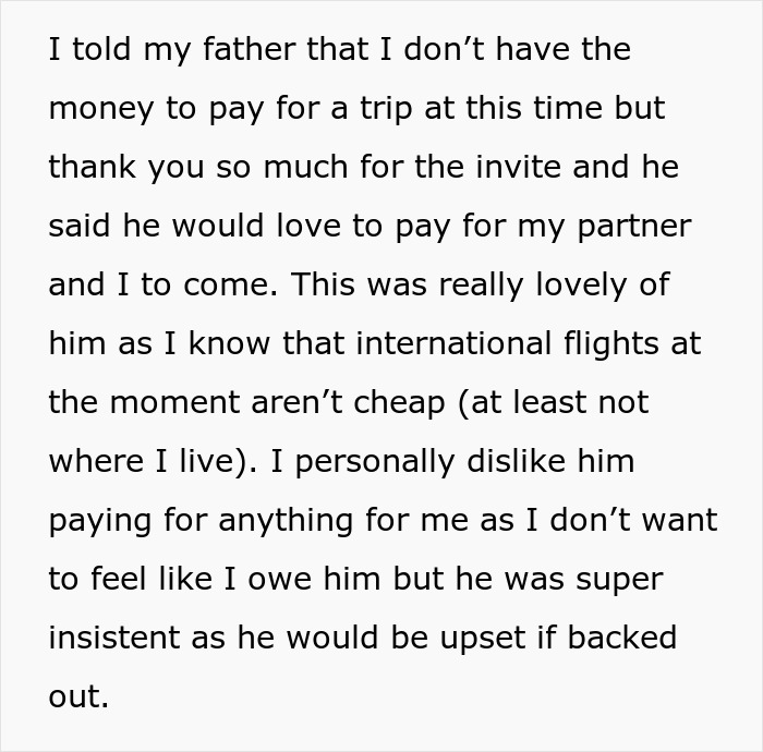 Woman sneakily swapping seats on a trip paid for by her dad to avoid babysitting her little sister.