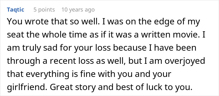 Comment praising a well-written story about a best friend who saw girlfriend with another man and checking email.