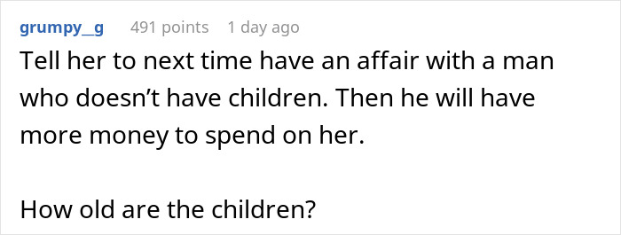 Screenshot of a Reddit comment discussing family issues about dad, stepmom, and children's relationship problems. - 22