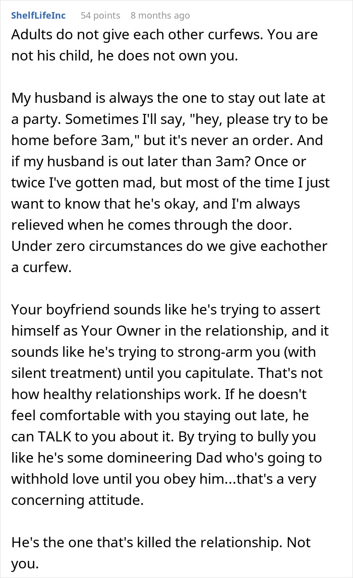 Alt text: Woman rethinks her relationship after red-flag argument with boyfriend showing signs of controlling and fearful behavior.