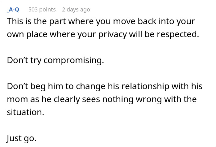 Text post showing advice about moving out for privacy and not compromising when fiancee’s mom has house key without knowledge. - 12