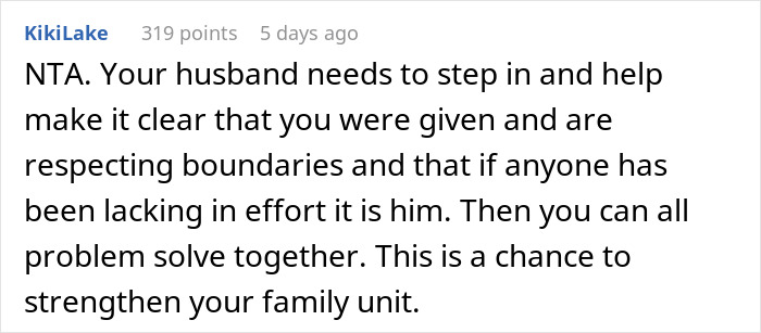 Comment discussing family boundaries and effort in relation to a mom putting more effort into her son's room than her step-daughter's. - 22