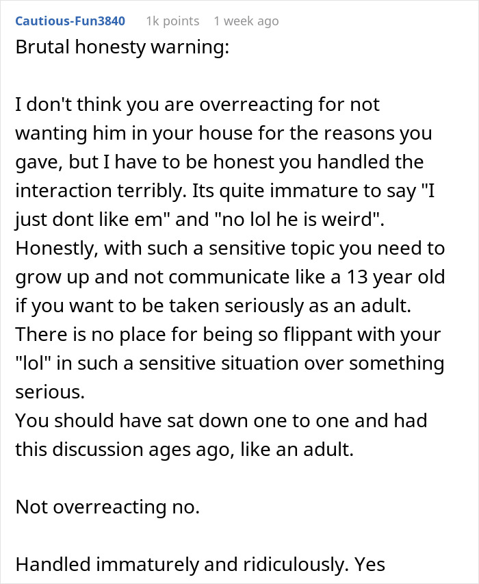 Text post discussing a mom feeling unsafe around her autistic brother and family dismissing her child safety fears. - 23