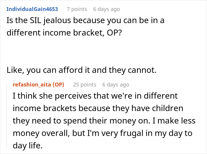 Screenshot of a Reddit conversation about a woman refusing to wear her niece&rsquo;s handmade dress for a career event.
