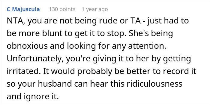 Screenshot of a forum comment discussing a stepmom banning a teen from family dinners for singing and ignoring the issue. Screenshot of a forum comment discussing a stepmom banning a teen from family dinners for singing and ignoring the issue.