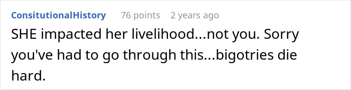 Comment on a forum discussing a woman&rsquo;s change in behavior after realizing coworker is Muslim, highlighting blatant Islamophobia.