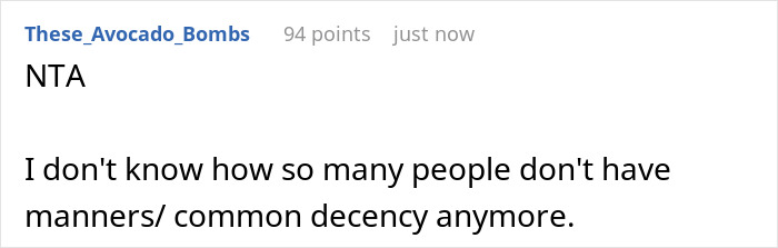 Screenshot of a forum comment discussing a woman&rsquo;s custom baby shower cake ruined in a shared fridge by coworkers.