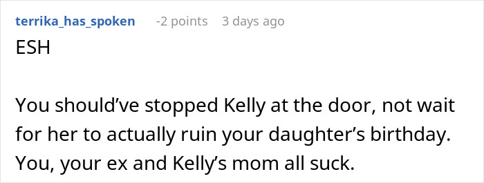 Screenshot of a forum comment discussing a mom inviting an unwanted guest to her daughter’s party and its aftermath. Screenshot of a forum comment discussing a mom inviting an unwanted guest to her daughter’s party and its aftermath.