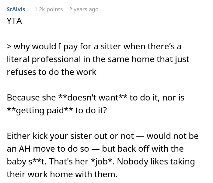 Reddit comment discussing a nanny working 50 hours a week and her sister demanding free babysitting on off days.