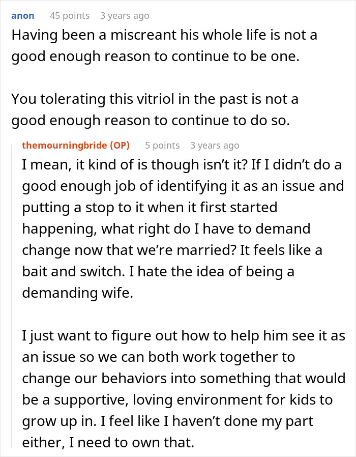 Woman using internet support to leave manipulative husband, gaining awareness and empowerment for change. - 19