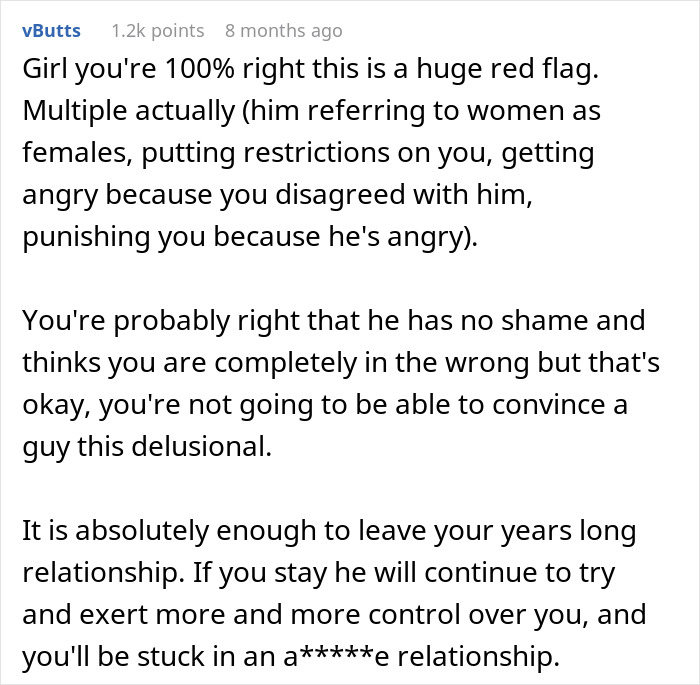 Comment warning about multiple red flags in a relationship, urging a woman to rethink her safety and control concerns with her boyfriend.