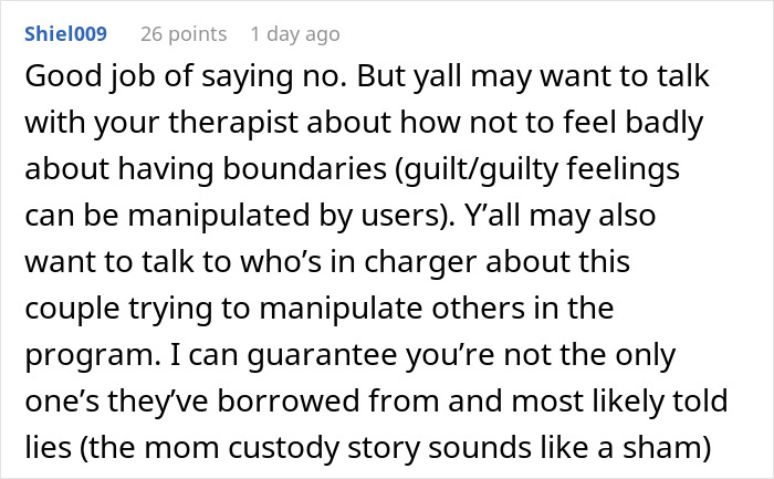 Alt text: Screenshot of a comment advising on setting boundaries with a grifter neighbor and warning about manipulation and false accusations.