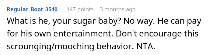 Screenshot of a Reddit comment discussing a boyfriend getting mad when she refuses to pay in front of friends. - 19