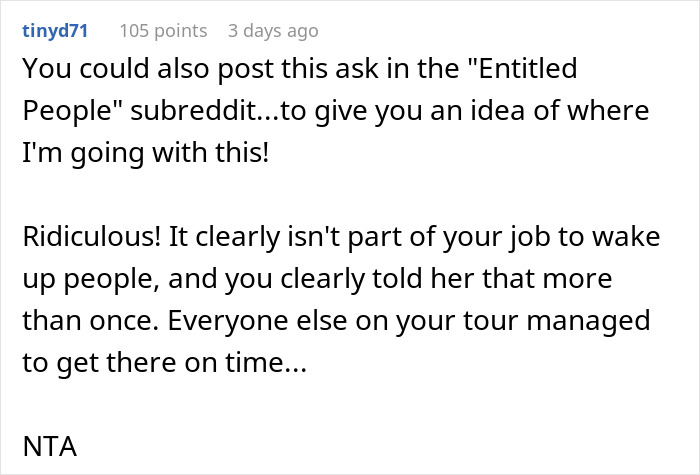 Screenshot of a Reddit comment discussing a tourist oversleeping and blaming the guide for not waking her. - 32