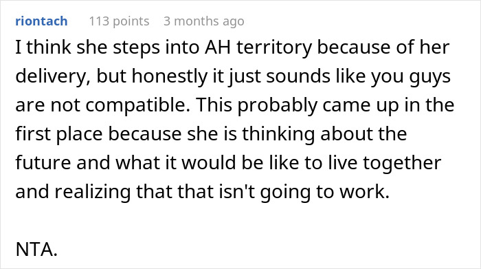 Screenshot of a Reddit comment discussing relationship issues related to a guy adoring his huge clown collection. Screenshot of a Reddit comment discussing relationship issues related to a guy adoring his huge clown collection.