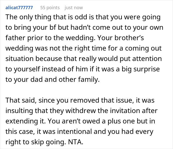 Screenshot of a Reddit comment discussing a gay man&rsquo;s experience with a twin&rsquo;s wedding invitation withdrawal.