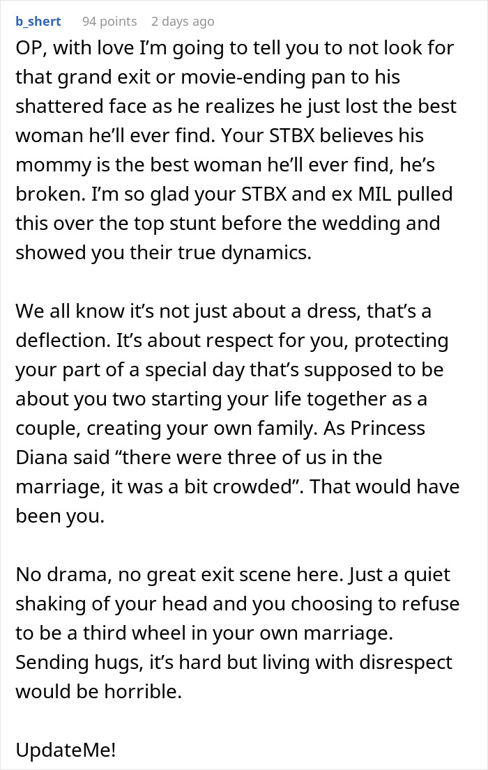 Text post discussing a bride’s wedding power struggle as the mother-in-law tries to steal the spotlight in white. Text post discussing a bride’s wedding power struggle as the mother-in-law tries to steal the spotlight in white.