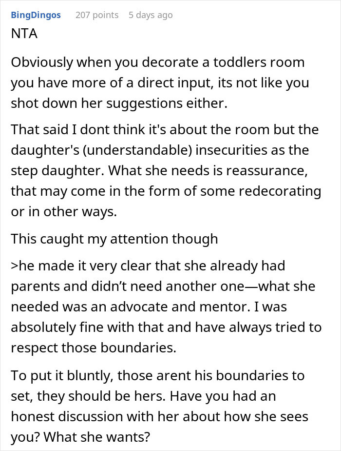 Comment discussing mom putting more effort into her son's room than step-daughter’s, addressing step-daughter’s insecurities. - 23