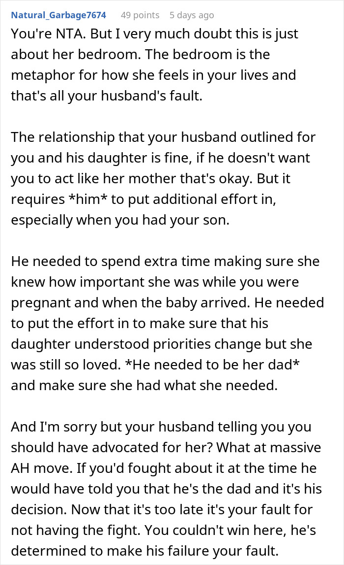 Text from Reddit discussion about a mom putting more effort into her son's room than her step-daughter’s room and family dynamics. - 35