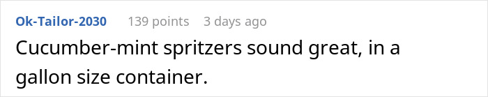 Screenshot of a forum comment discussing drinks, relating to bride banning water bottles at wedding in extreme heat conditions Screenshot of a forum comment discussing drinks, relating to bride banning water bottles at wedding in extreme heat conditions