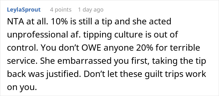 Forum comment discussing tipping culture and a man taking back his tip after the waitress shamed him loudly.